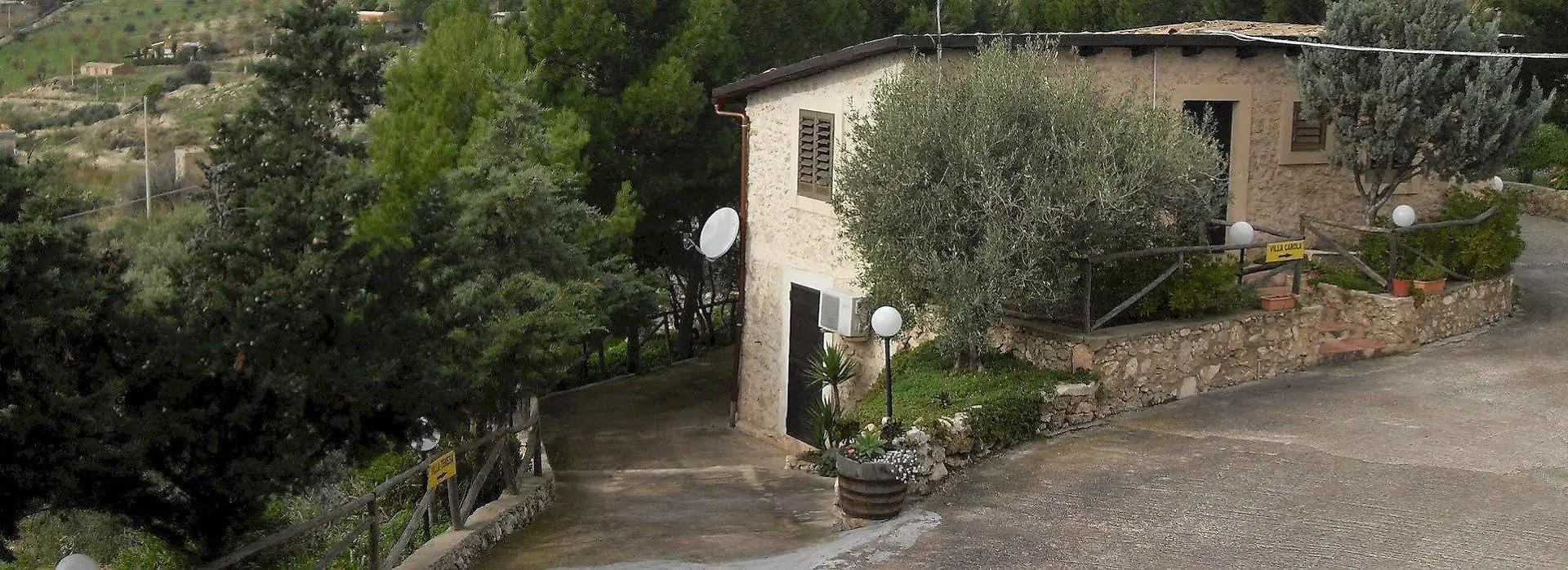 Ville Bellajo Hotel Ponte Madonna 0*, Villaggio La Loggia Italy