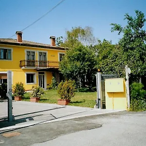 https://bed-and-breakfast-casa-del-miele.hotelslidodijesolo.com